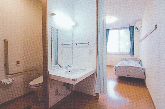 洗面所、トイレも完備